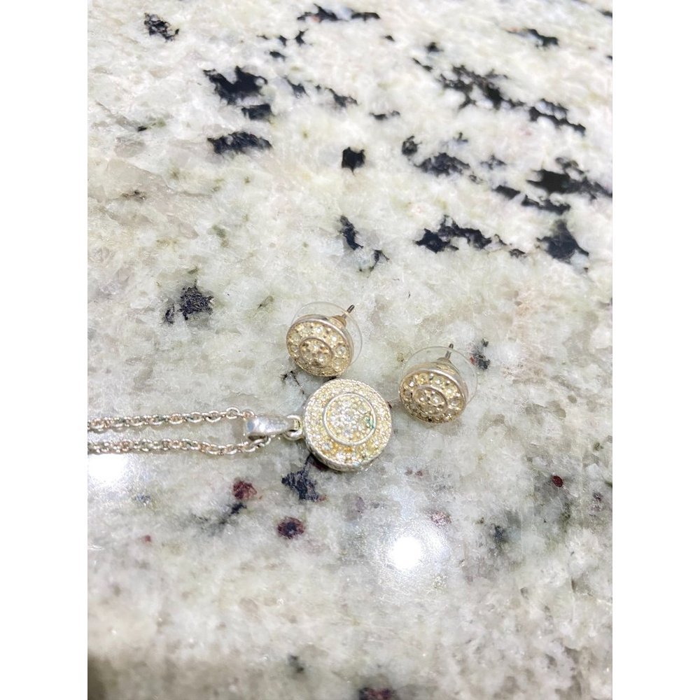 3Pc Necklace and Earring Set - Picture 2 of 6